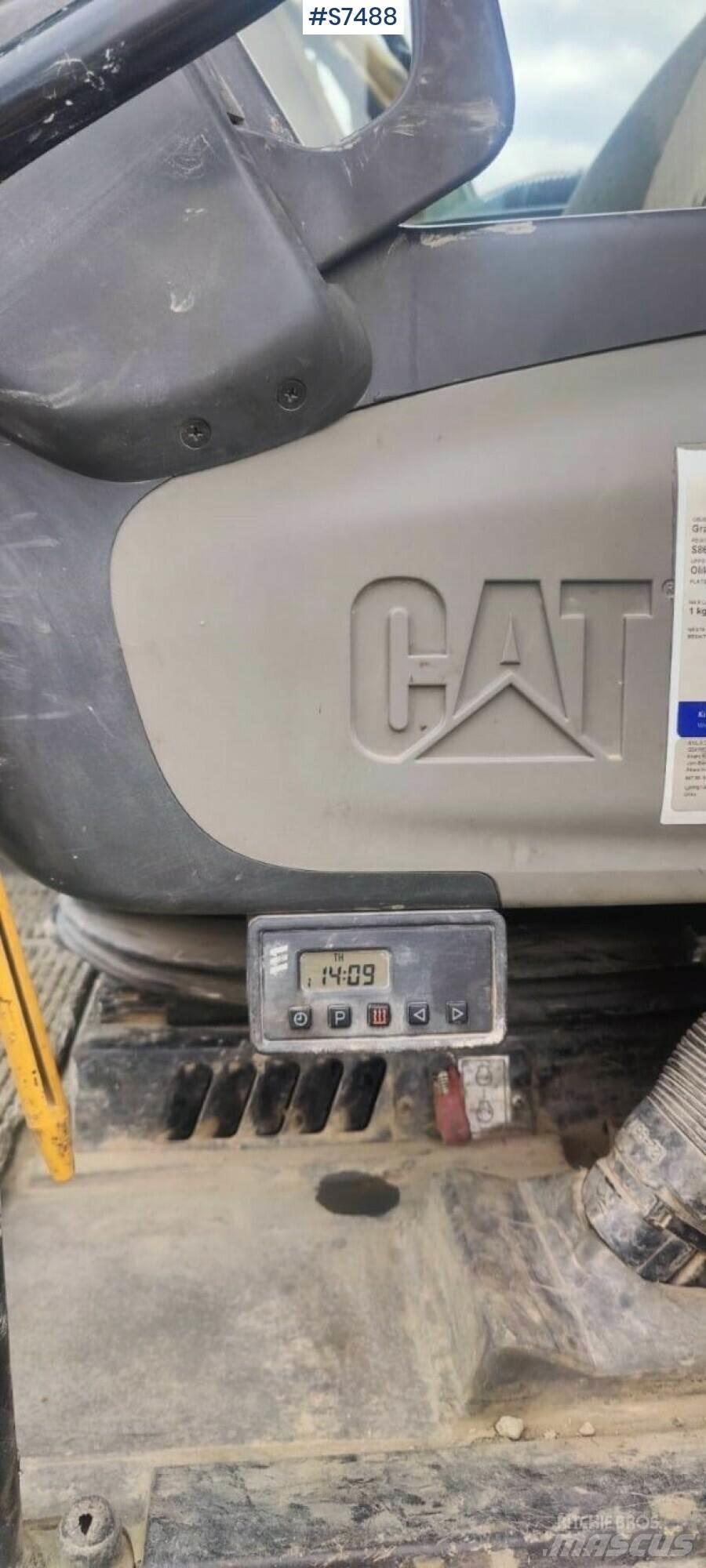 CAT 319D Paletli ekskavatörler
