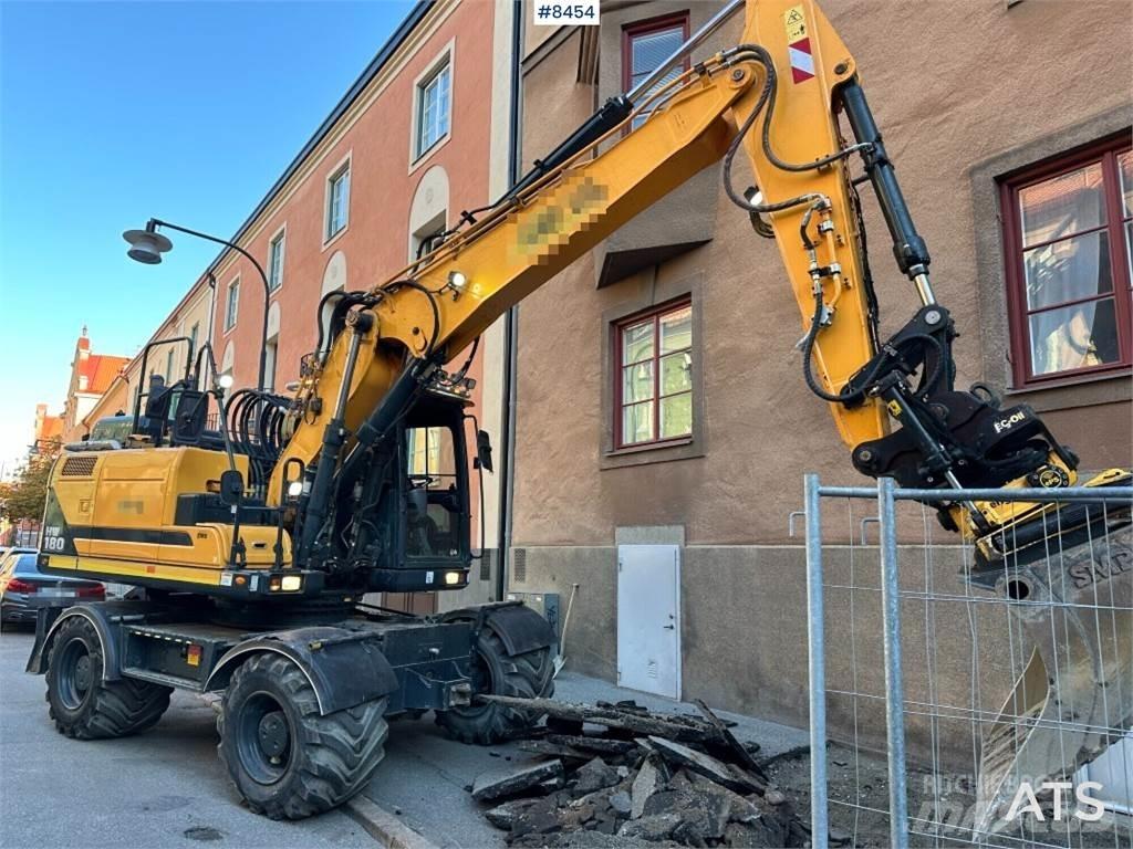 Hyundai HW180 Lastik tekerli ekskavatörler