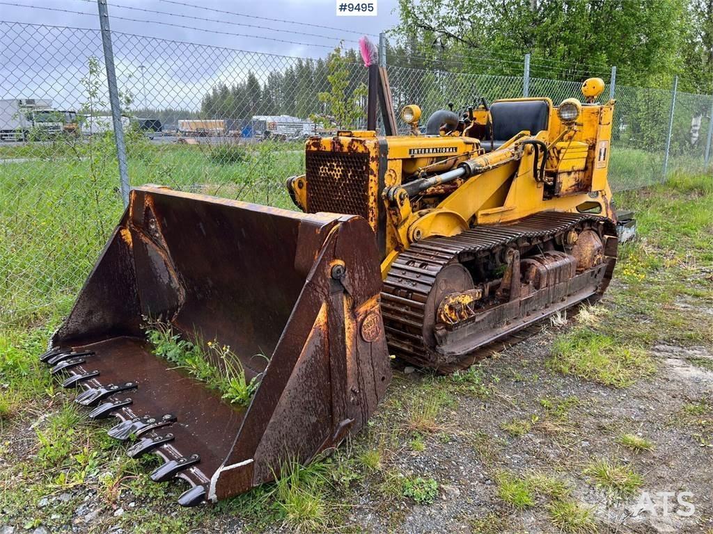 International L125 Paletli dozerler