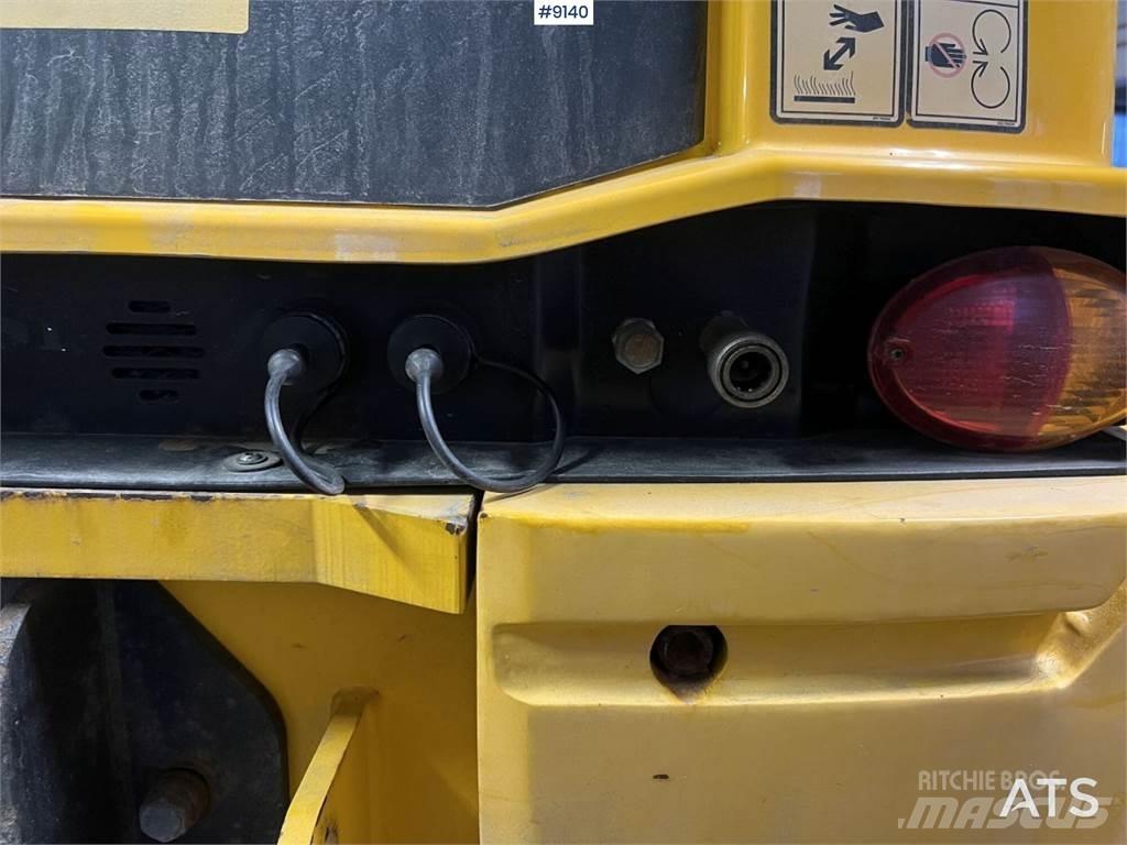 JCB 409 T4 Tekerlekli dozerler