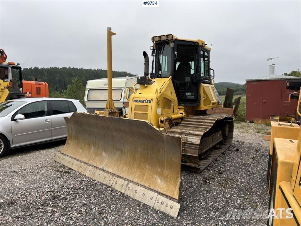 Komatsu D51PX-22 Paletli dozerler