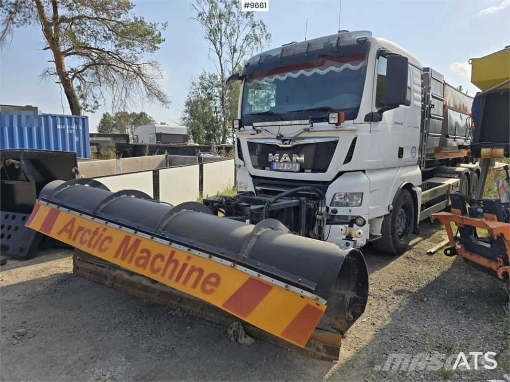MAN TGX 25.500 Vinçli kamyonlar
