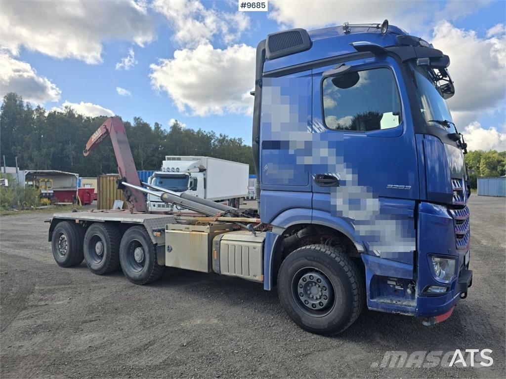 Mercedes-Benz Arocs Vinçli kamyonlar