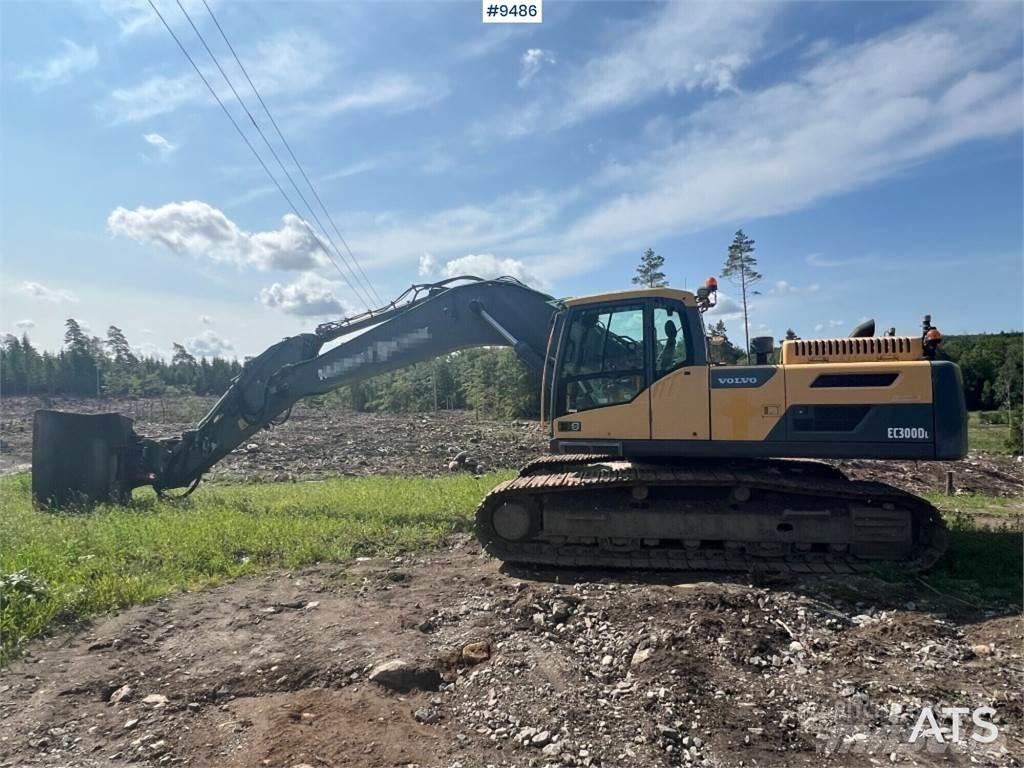 Volvo EC300DL Paletli ekskavatörler