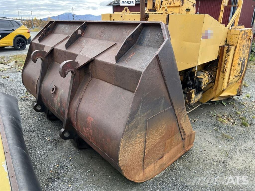 Volvo L180C Tekerlekli yükleyiciler