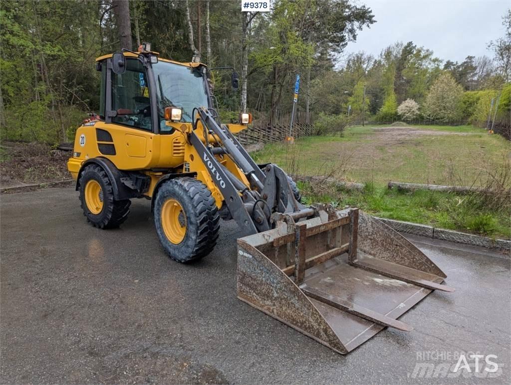 Volvo L25F Tekerlekli dozerler