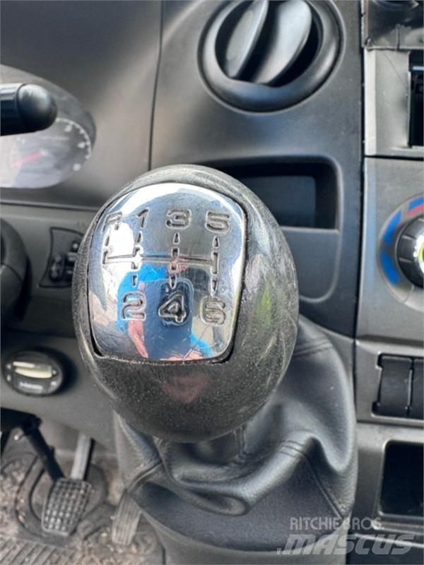 Iveco Daily Otomobiller