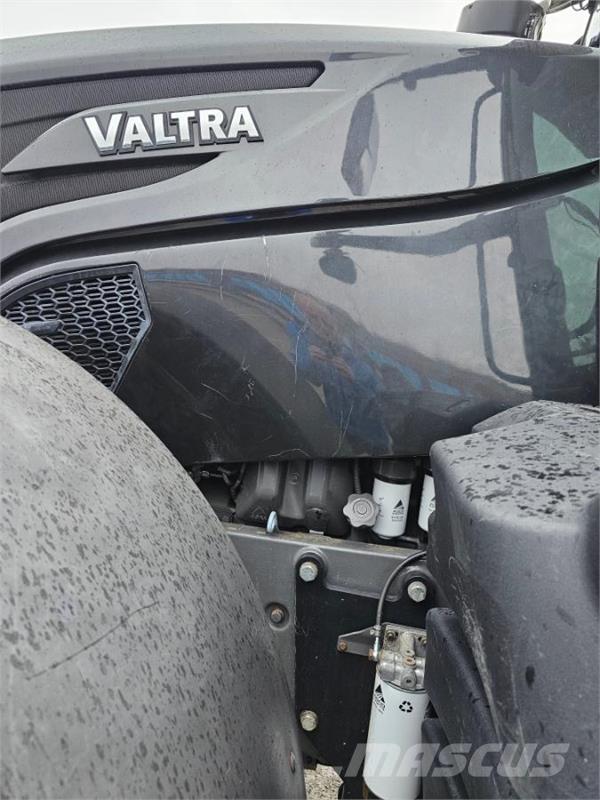 Valtra S374 Traktörler