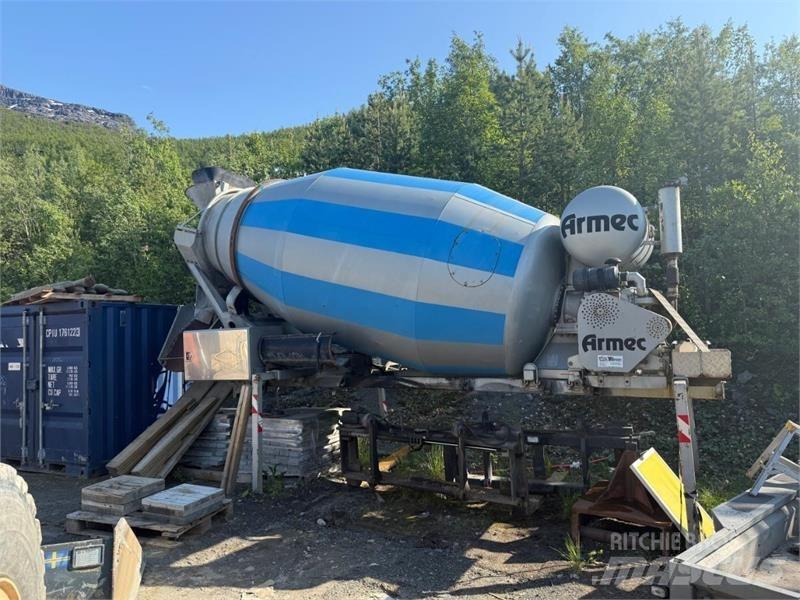 Volvo Armec Diger kamyonlar