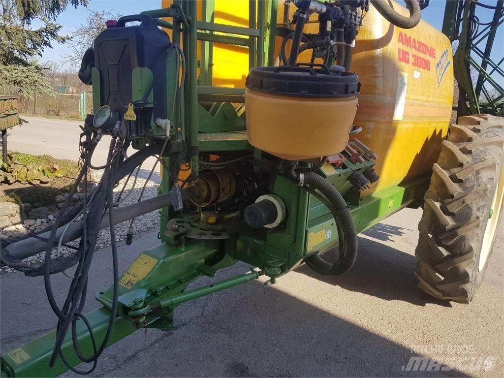 Amazone UG 3000 Kendinden tahrikli pülverizatörler