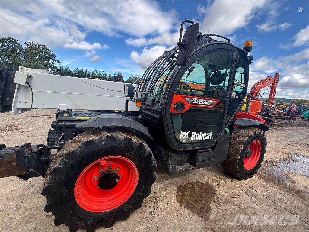 Bobcat T40.180SLP Teleskopik yükleyiciler
