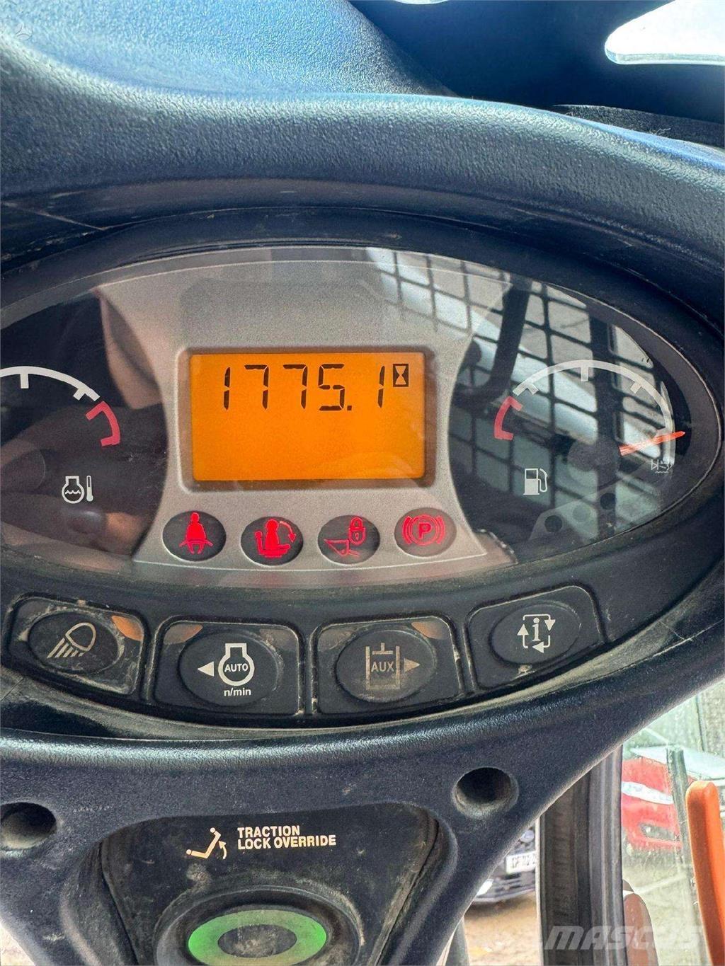 Bobcat T590 Mini yükleyiciler