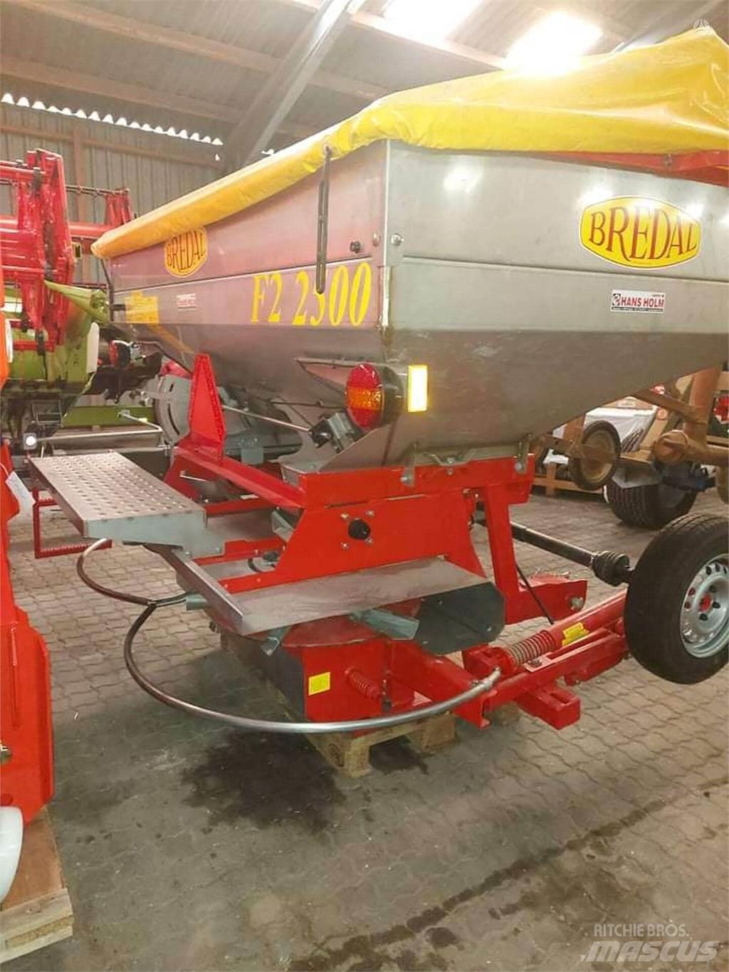 Bredal F2 2500 Mineral gübre dagiticilar