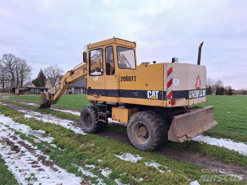 CAT 206 B FT Paletli ekskavatörler