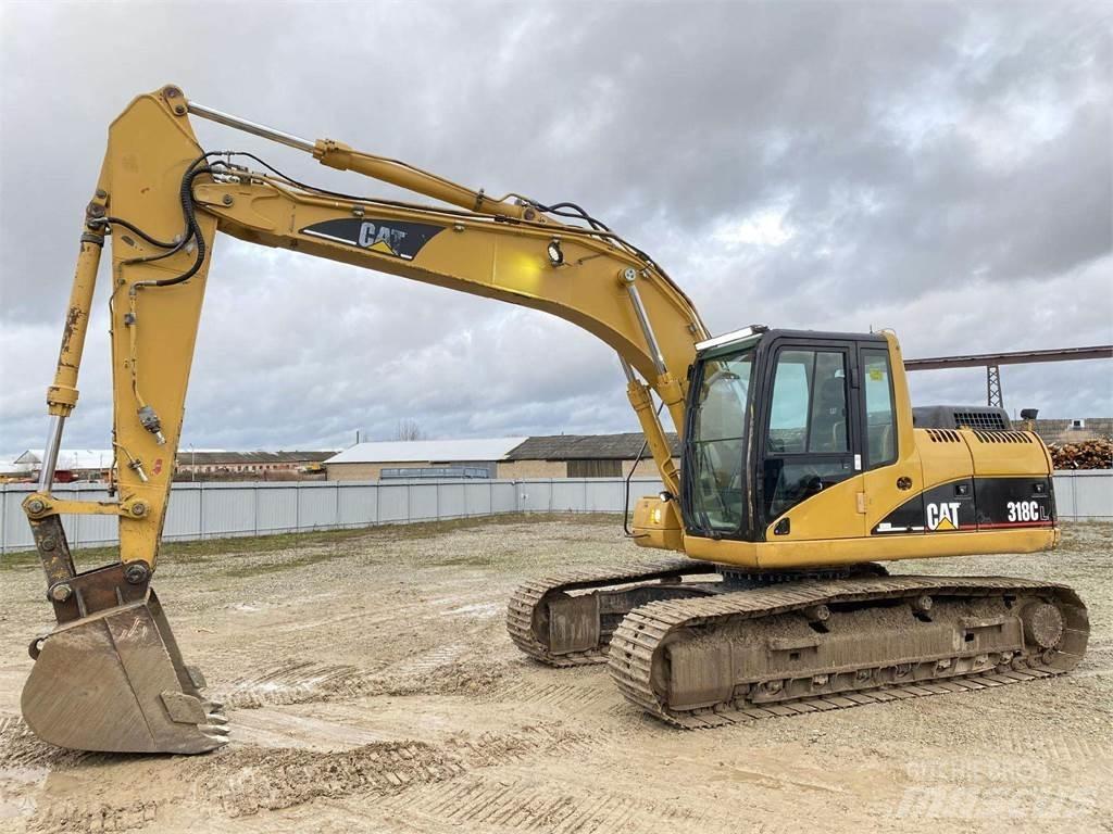 CAT 318 CL Paletli ekskavatörler