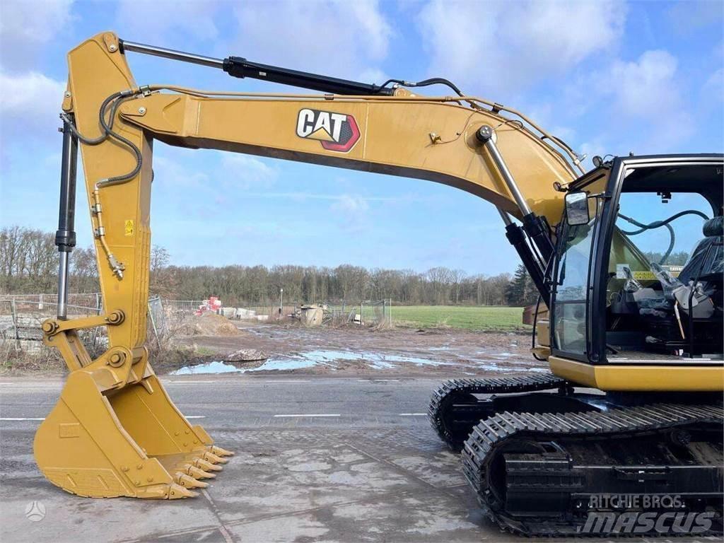 CAT 323D3 Paletli ekskavatörler