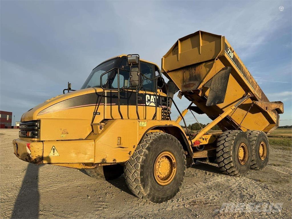 CAT 730 Belden kirma kaya kamyonu
