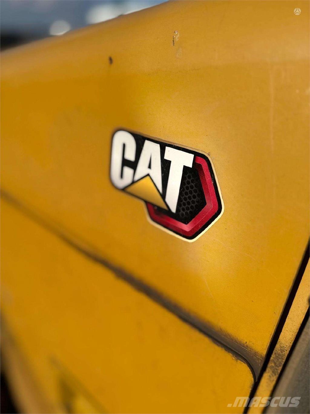 CAT D5 K Paletli dozerler