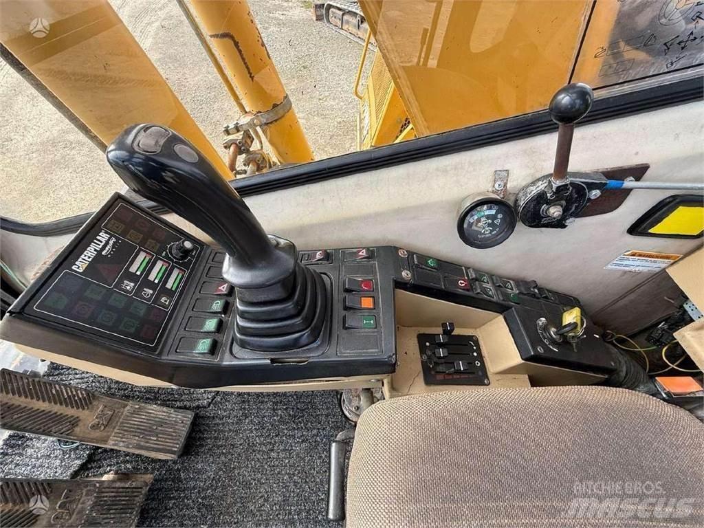 CAT M 315 Lastik tekerli ekskavatörler