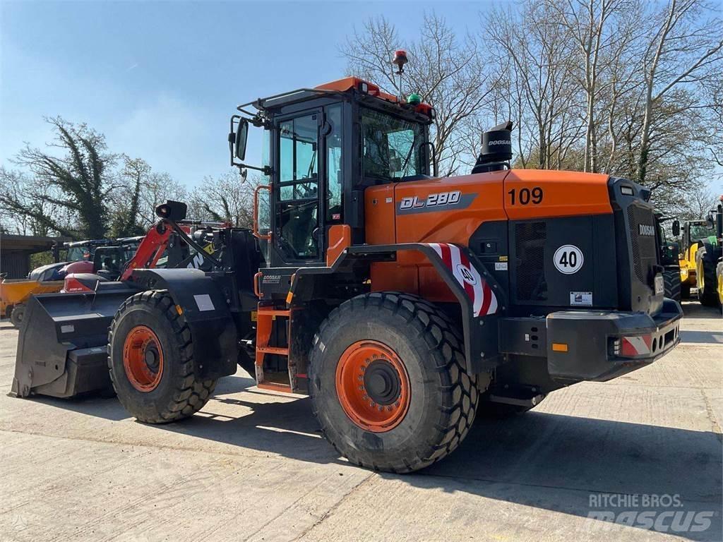 Doosan DL280 Tekerlekli yükleyiciler