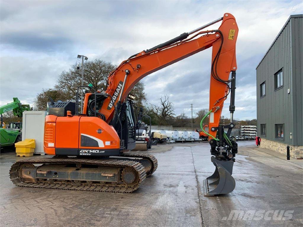 Doosan DX140 LCR Paletli ekskavatörler