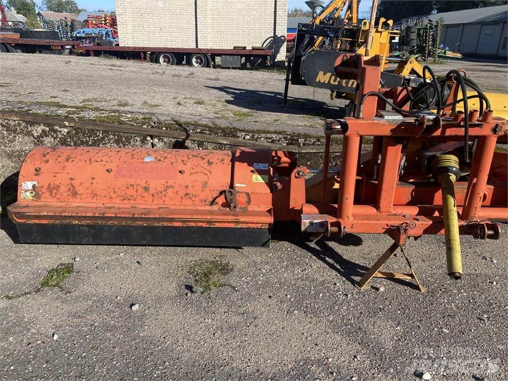 Dücker 150 Diskli çayir biçme makinasi