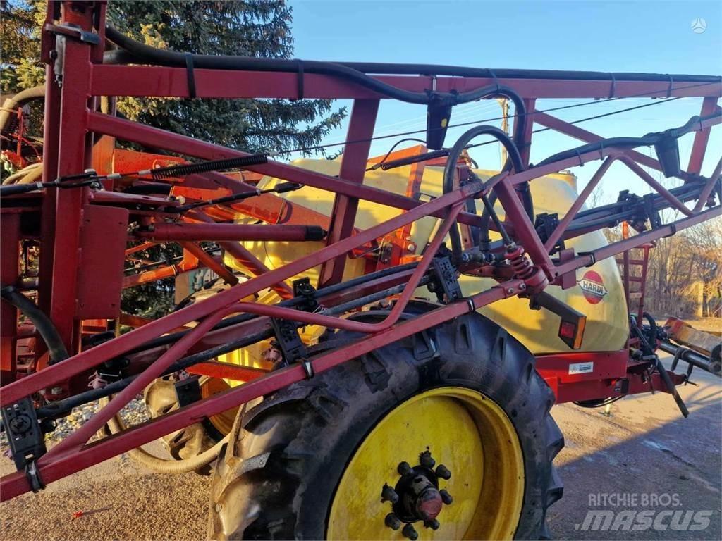 Hardi Ranger 2500 Kendinden tahrikli pülverizatörler