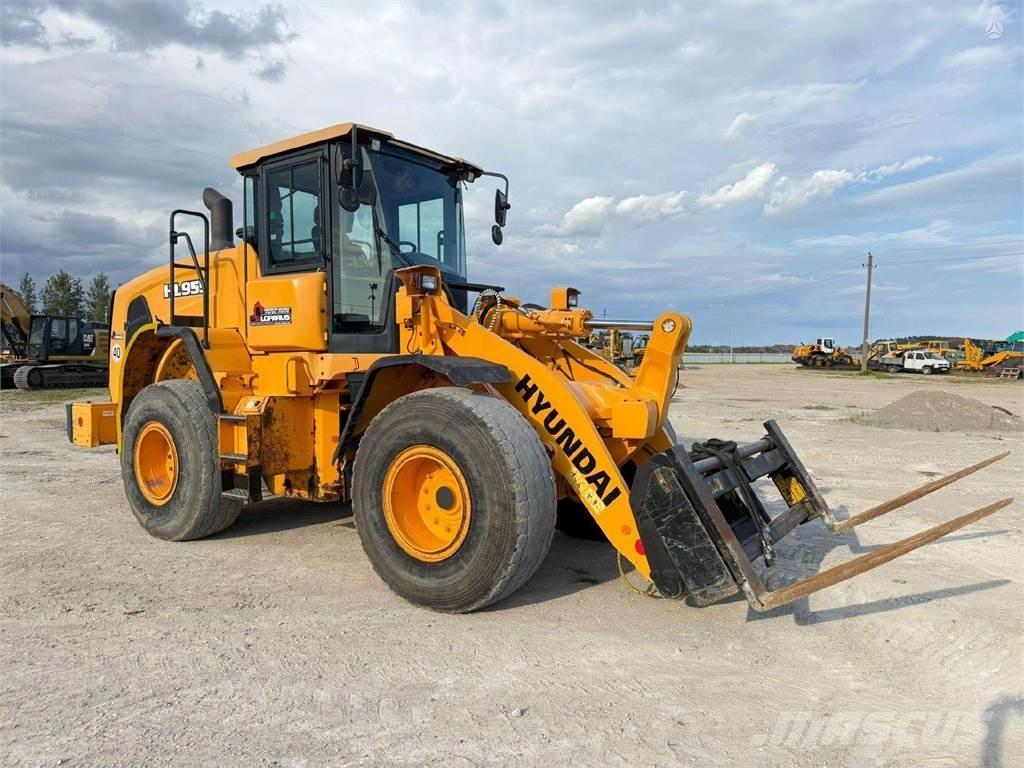 Hyundai HL 955 Tekerlekli yükleyiciler
