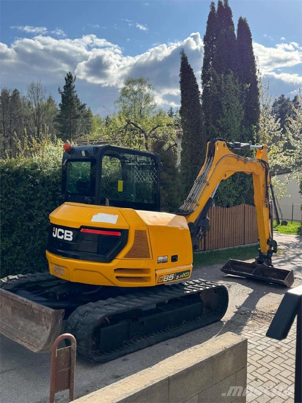 JCB 85Z-1 Paletli ekskavatörler