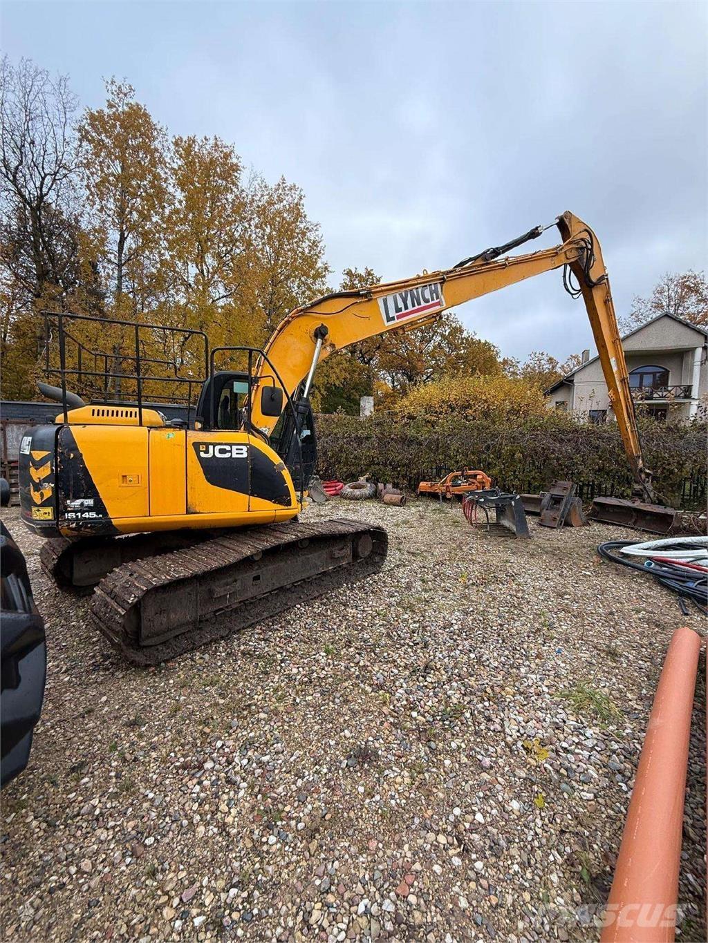 JCB JS145LR Paletli ekskavatörler