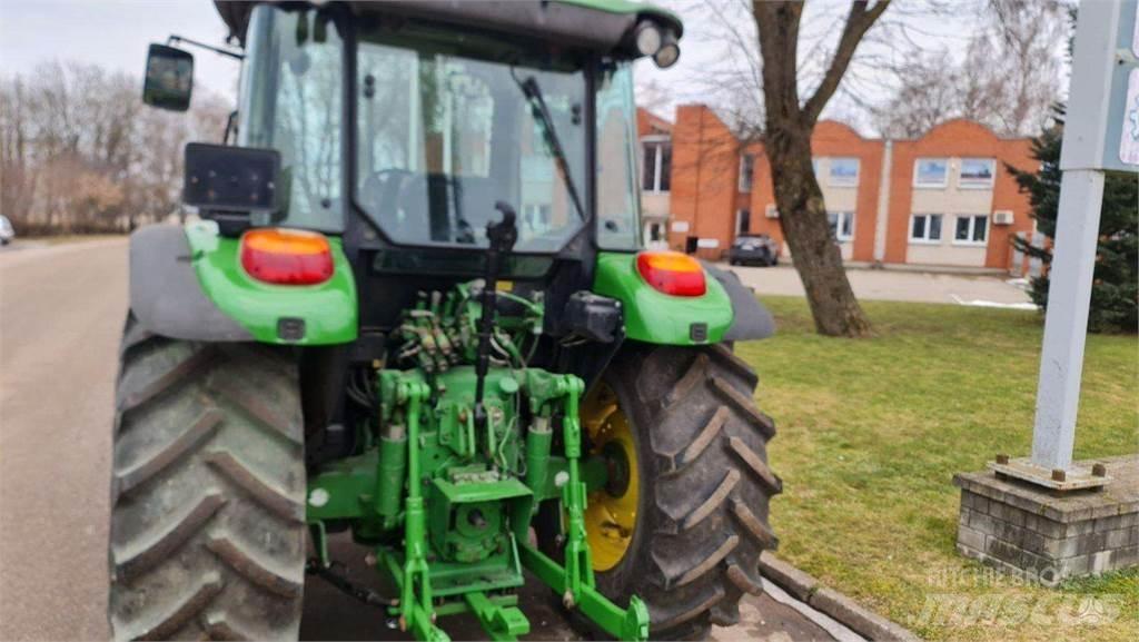 John Deere 5820 Traktörler