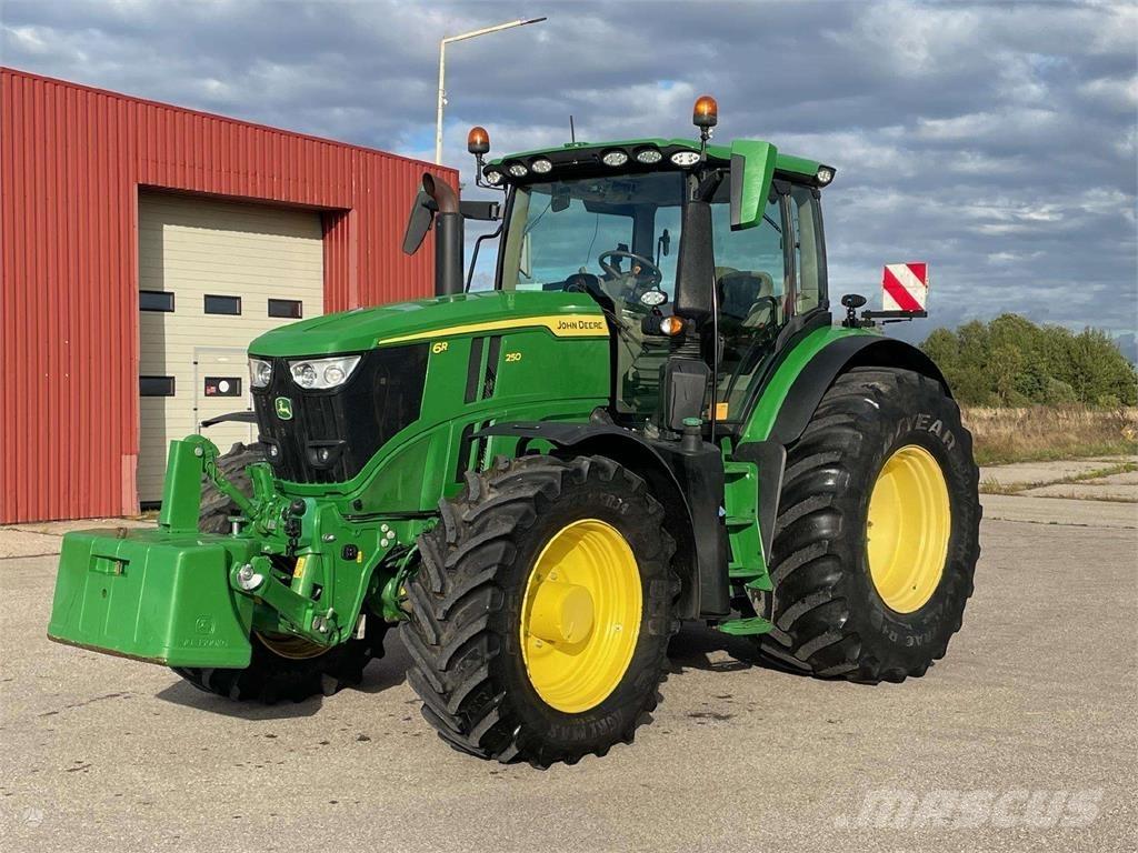 John Deere 6R 250 Traktörler
