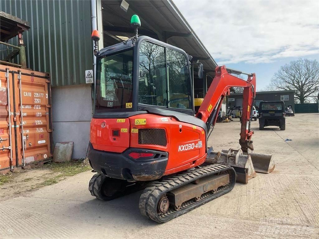Kubota KX030-4 Mini ekskavatörler, 7 tona dek