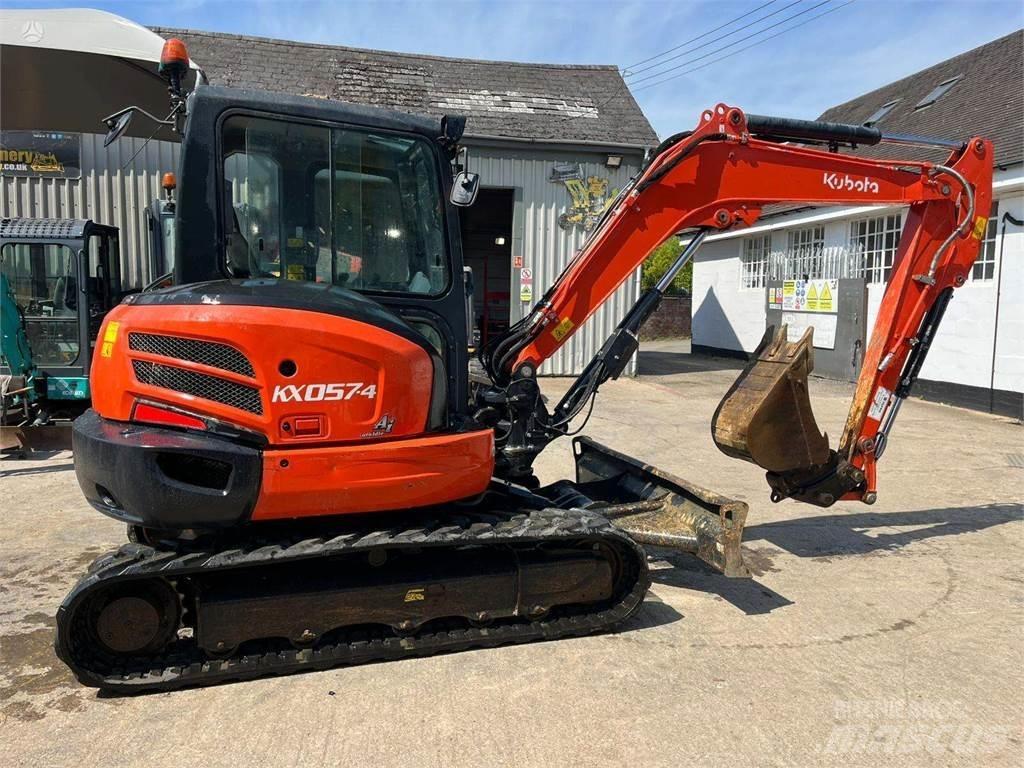 Kubota KX057-4 Paletli ekskavatörler