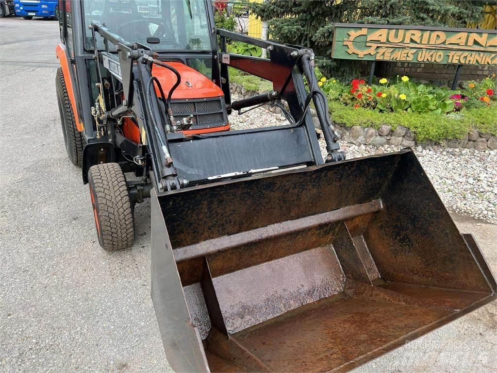 Kubota ST-30 Traktörler