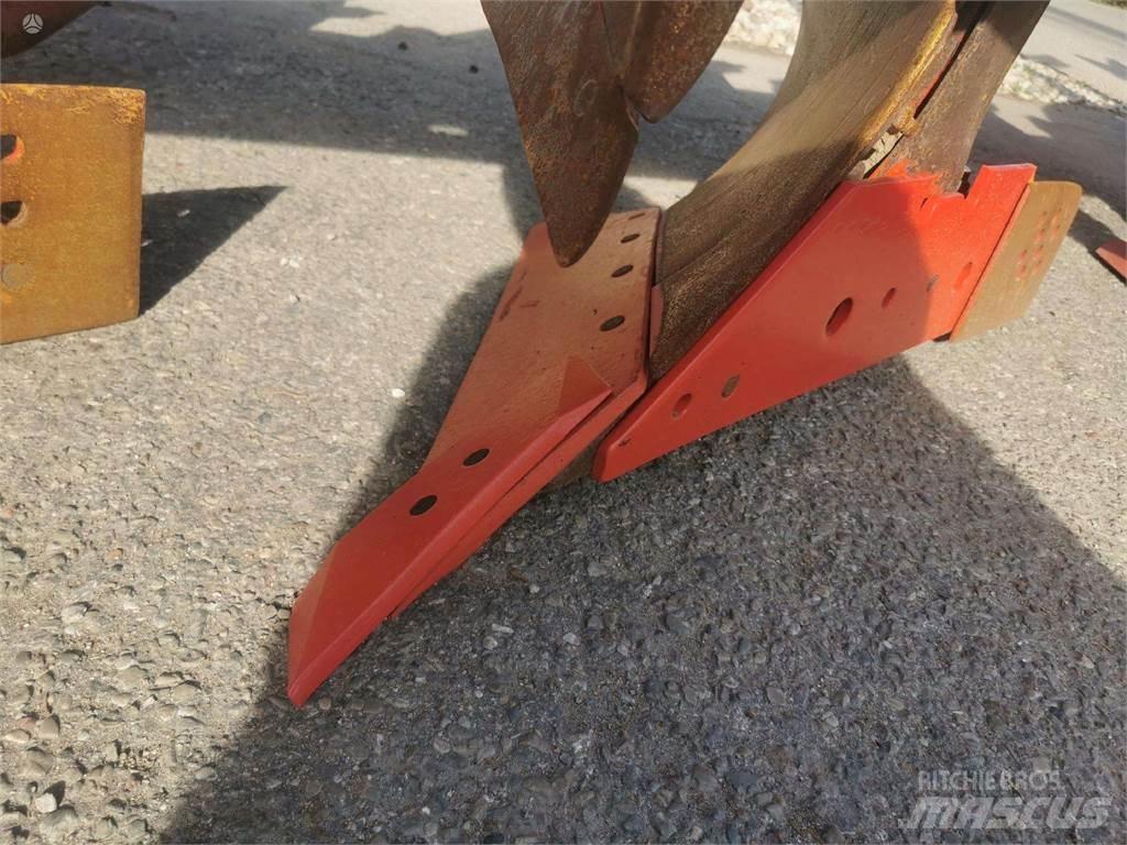 Kverneland F160 Pulluklar