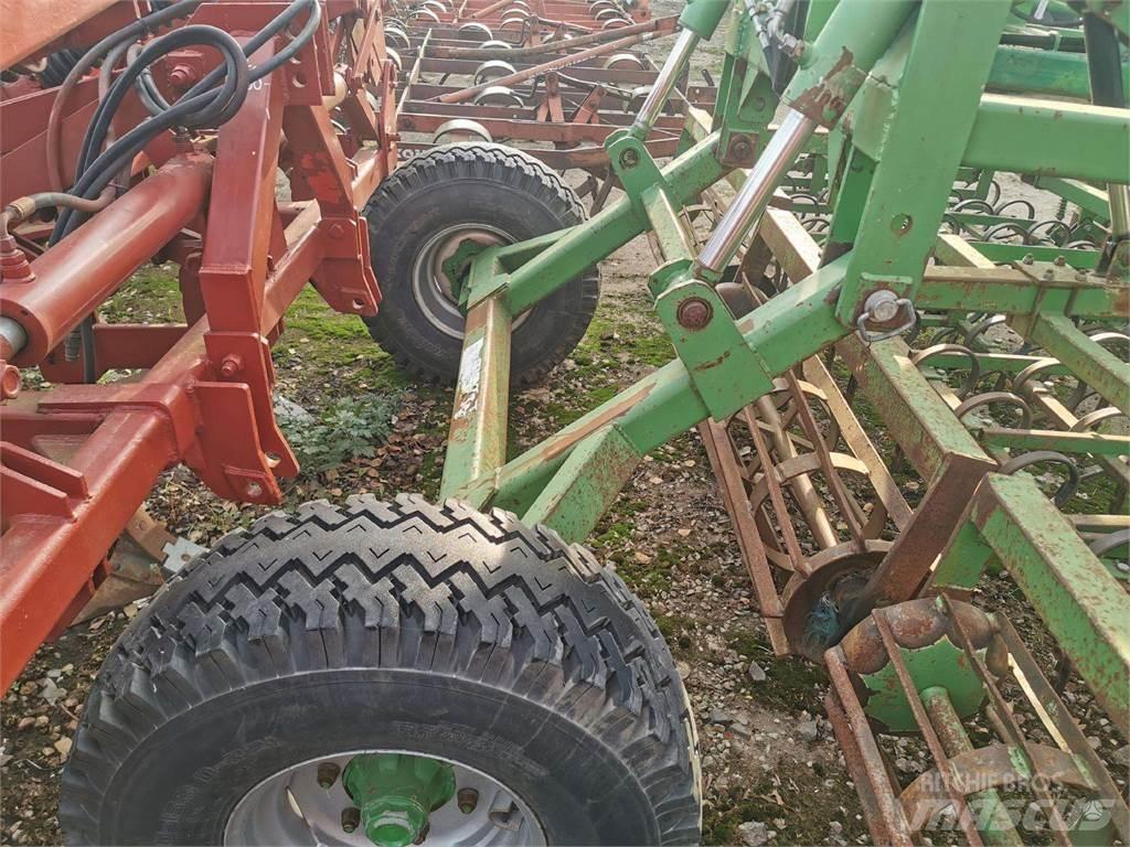 Laumetris KLG 7 Tirmiklar