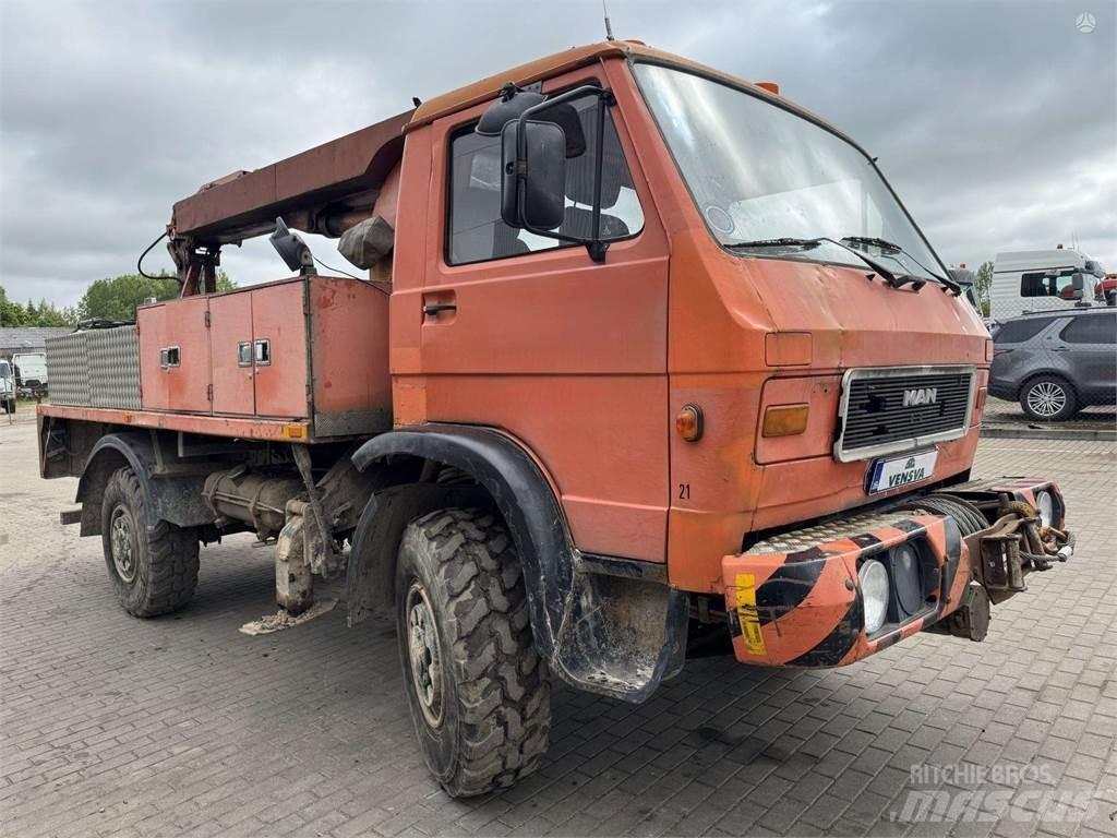 MAN 9.150 4x4 14m. Diger kamyonlar