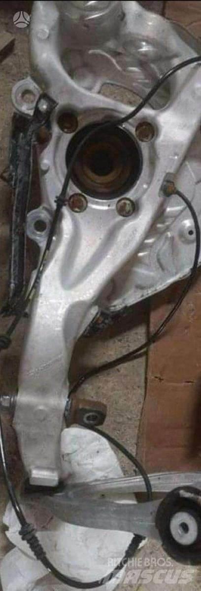 Mercedes-Benz  Diger