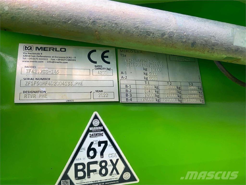 Merlo TF42.7 Ön yükleyici ve kazicilar