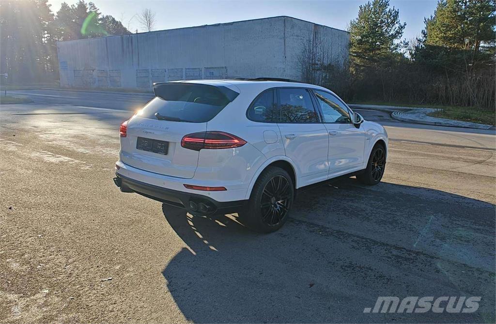 Porsche  Otomobiller