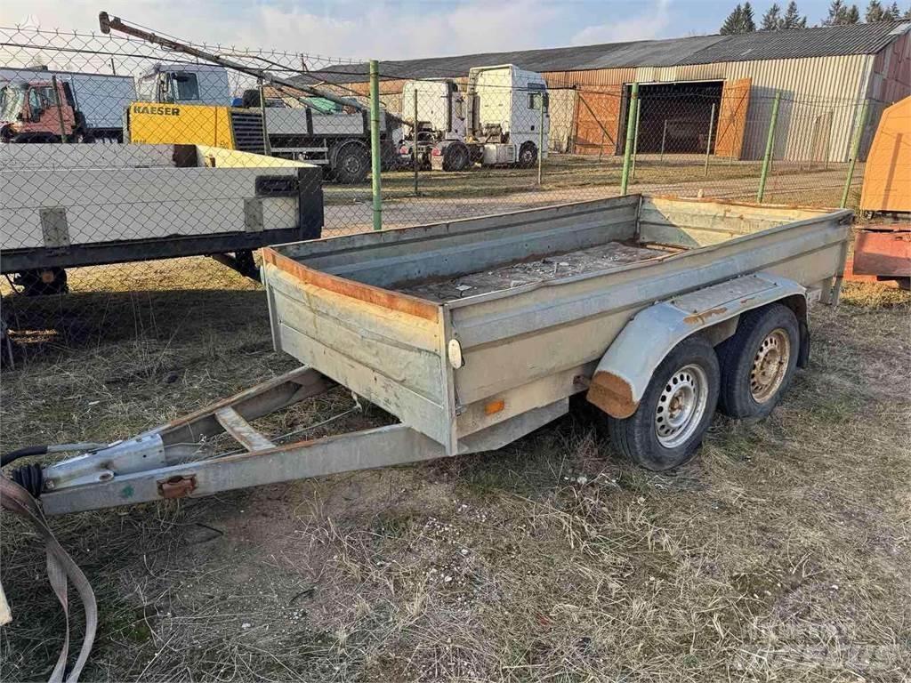 Tauras 2502-01 Hafif çekiciler