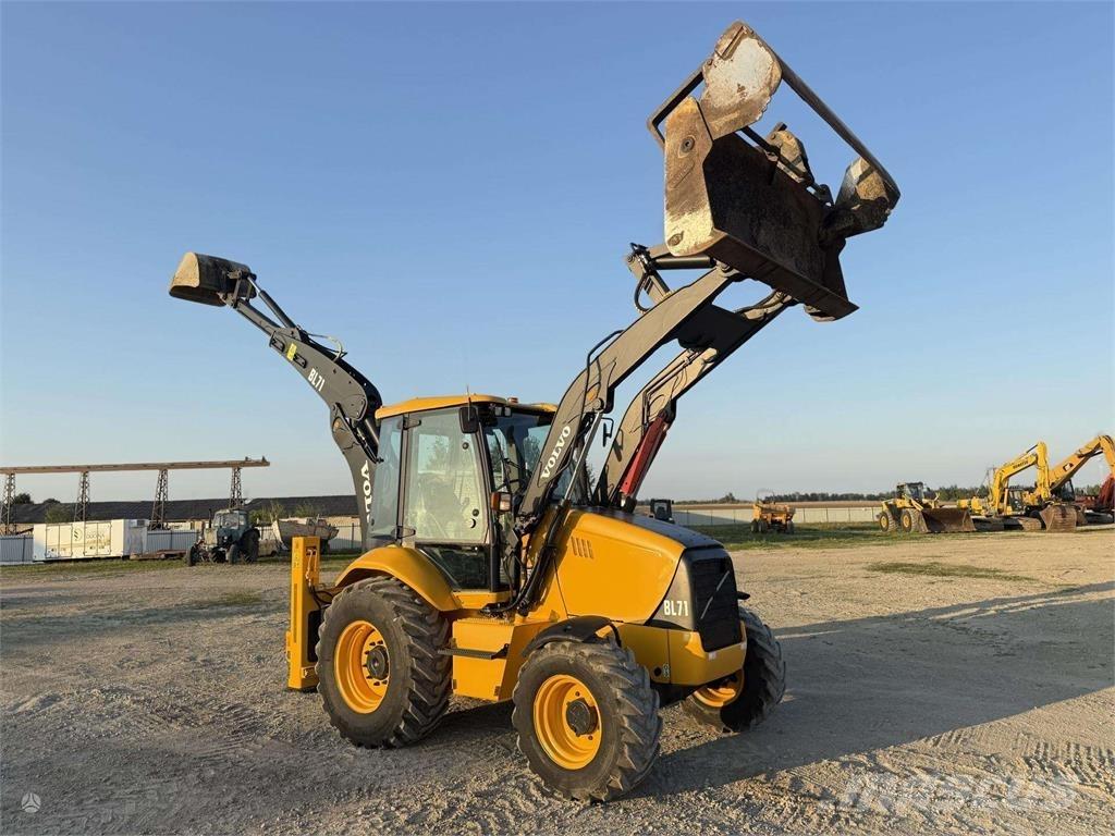 Volvo BL 71 Kazıcı yükleyiciler - beko loder