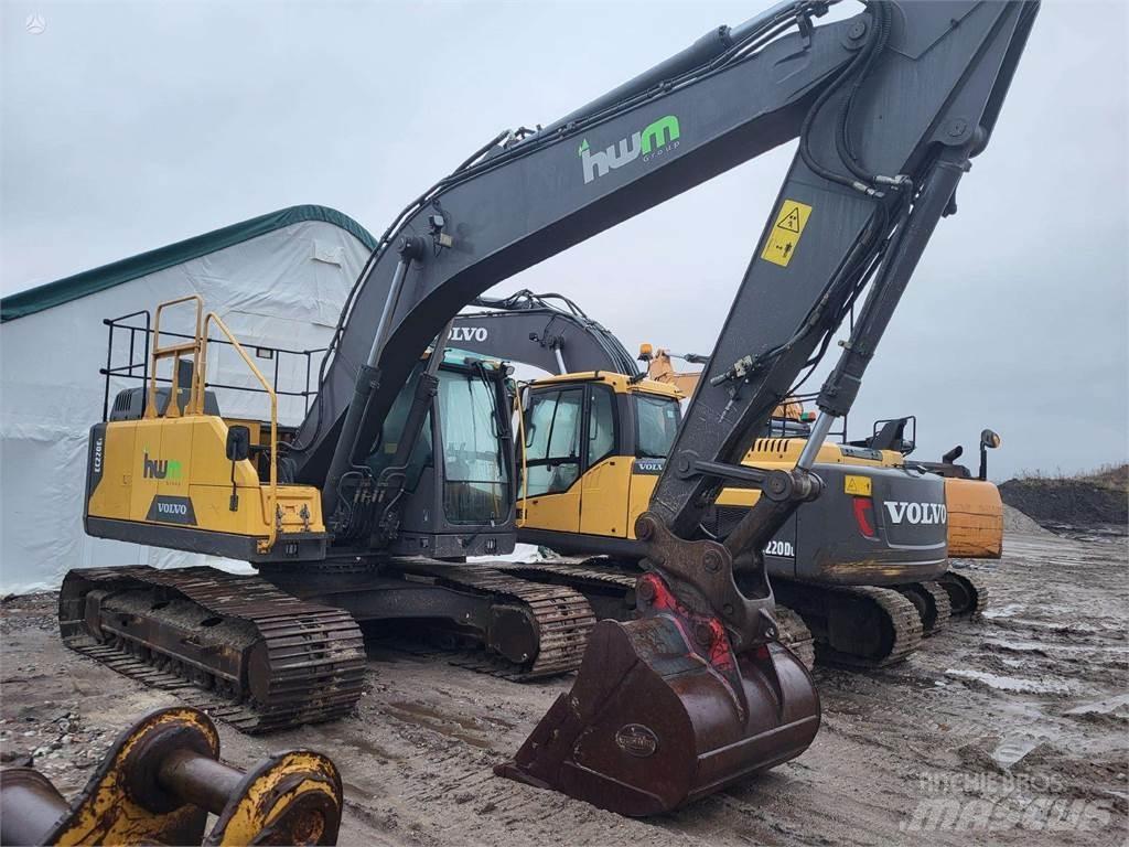 Volvo EC220E Paletli ekskavatörler