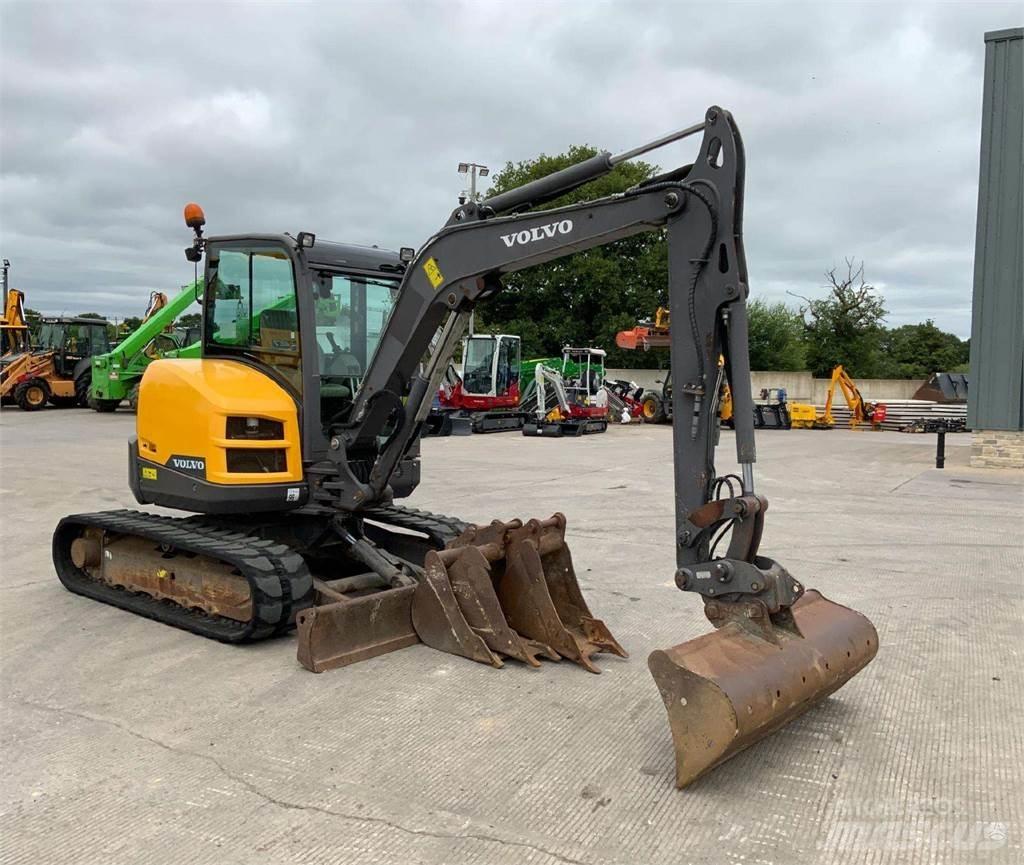 Volvo ECR50 Paletli ekskavatörler