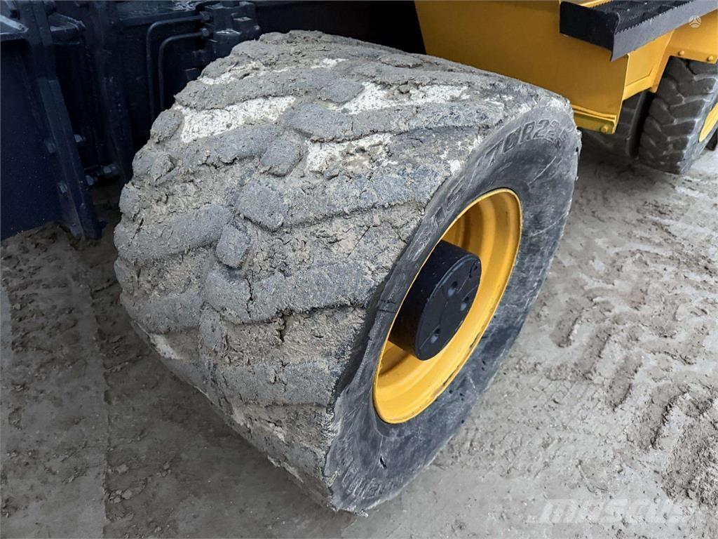 Volvo EW 180 C Lastik tekerli ekskavatörler