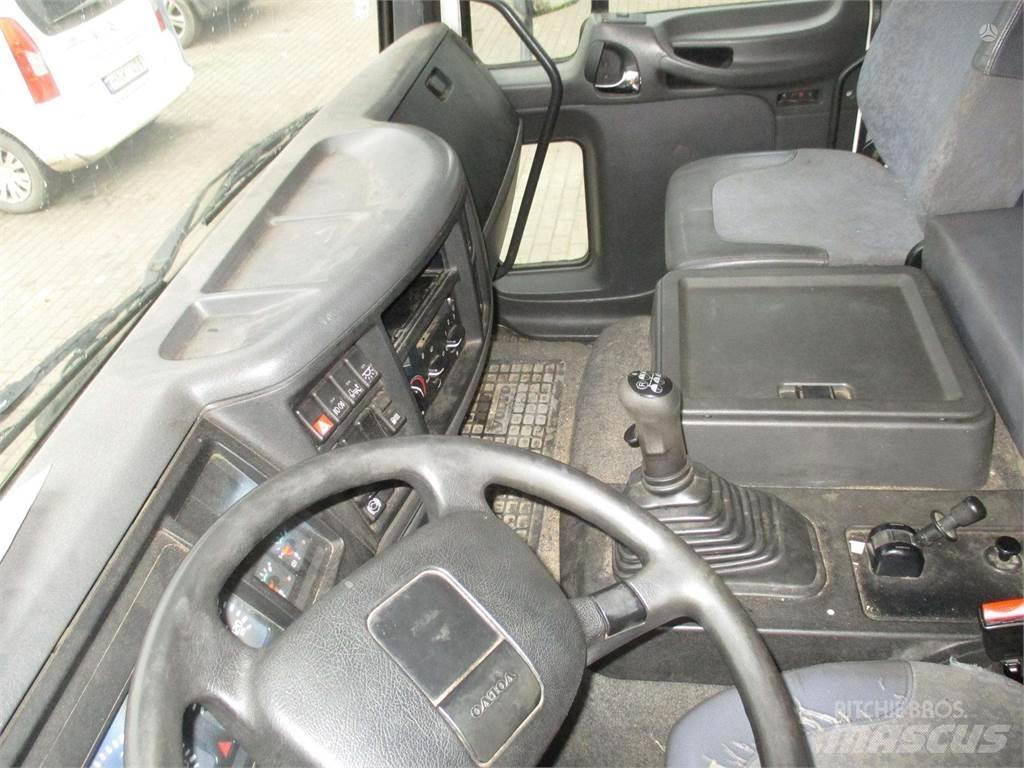 Volvo FL6 Kayar tenteli kamyonlar