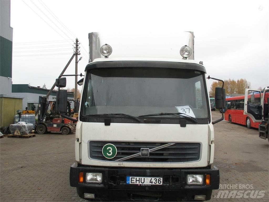 Volvo FL6 Kayar tenteli kamyonlar