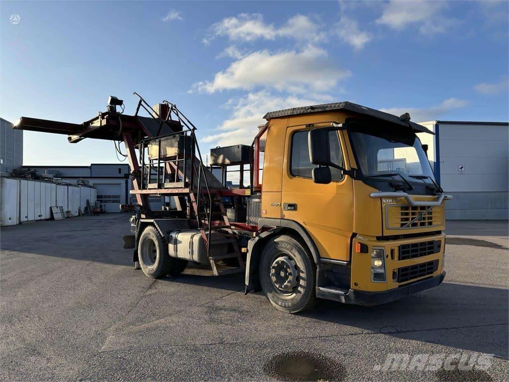 Volvo FM9 260 4x2 Araç üstü platformlar