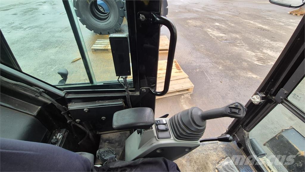 CAT 308E2CR Mini ekskavatörler, 7 tona dek